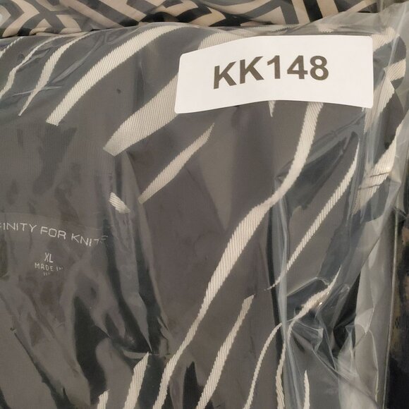 Affinity For Knits Womens Asymmetrical Zebra Print Tunic Top Size XL Travel - Picture 7 of 7